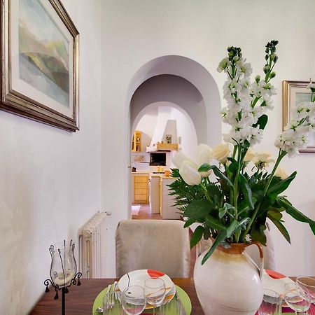 Stunning Pantheon Apartment Рим Стая снимка